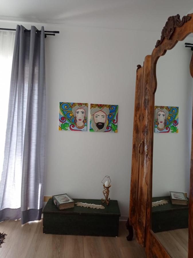 Casa Vacanze Borgo Gulini Da Anna Petralia Soprana Exteriér fotografie